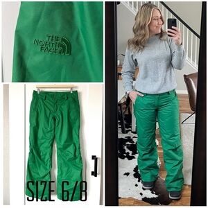 The North Face Women’s snow pants in green size Medium